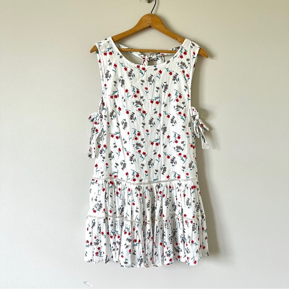 NWOT Asos White Floral Mini Prairie Dress w/ Open Back, Side Bow Ties, & Gathers - Picture 5 of 16